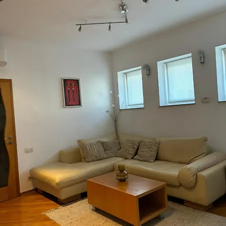 Centar 1 Apartment Karlovac Exterior photo