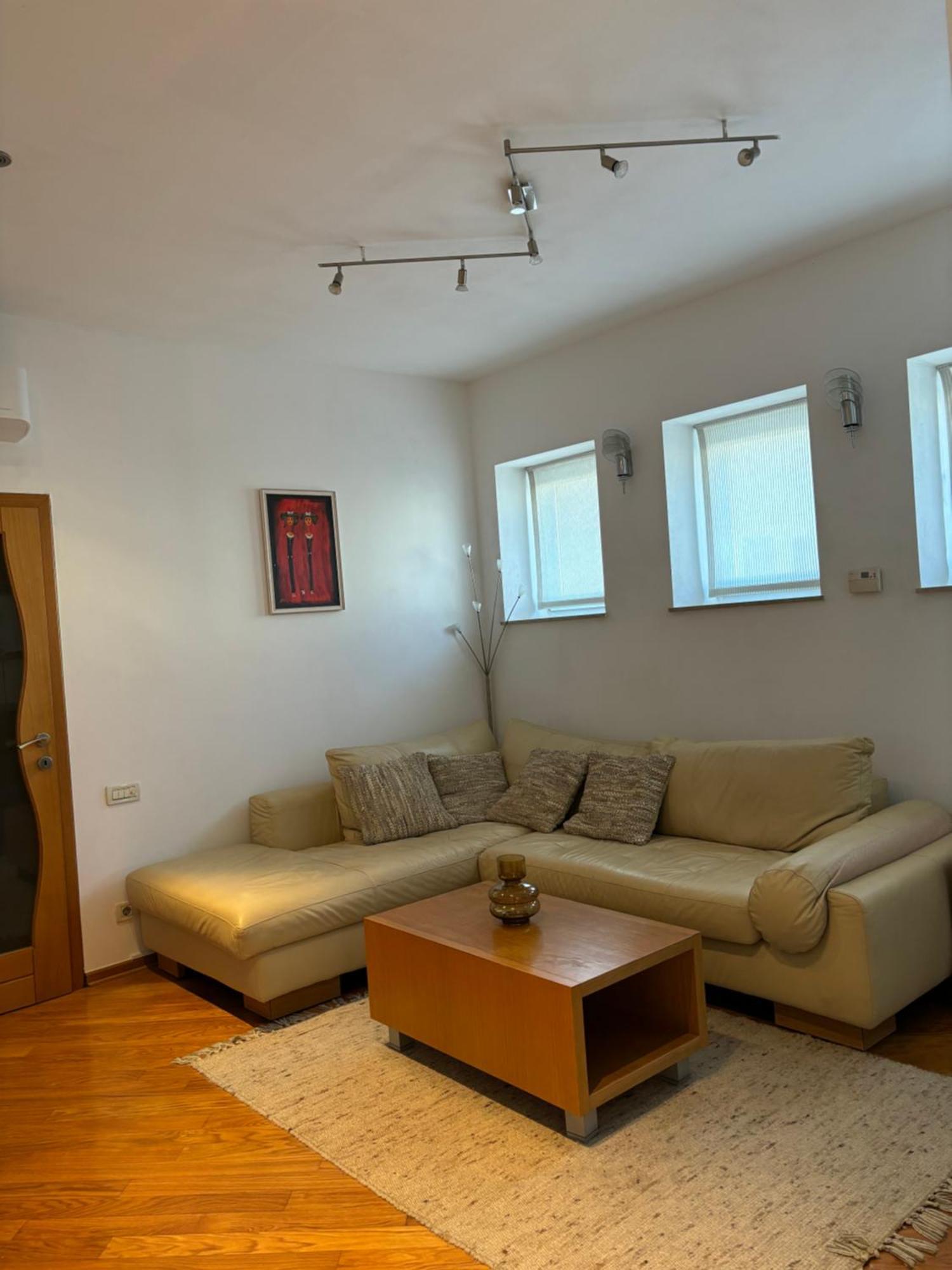 Apartment Centar 1 *